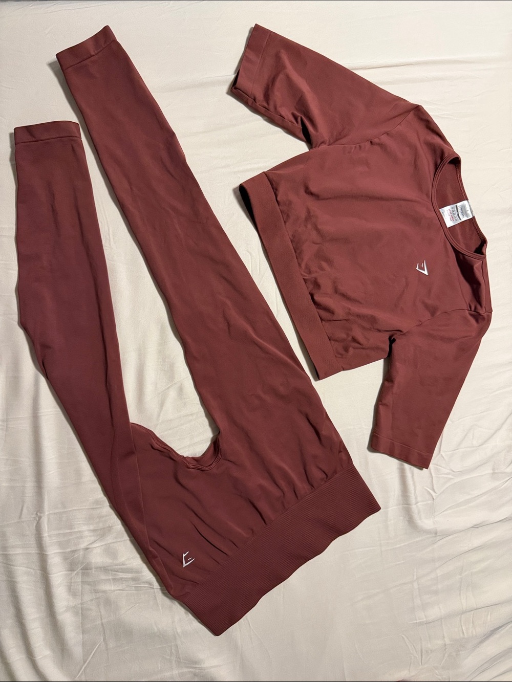 Gymshark Maroon Seamless Leggings and Cropped Top Set- Medium!